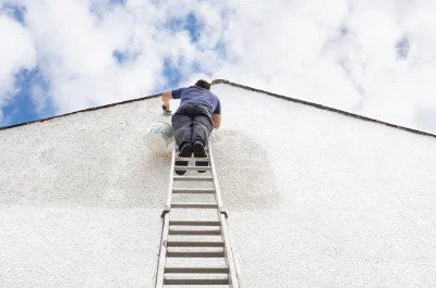 Peinture extérieure à Montclard — façades et ravalement